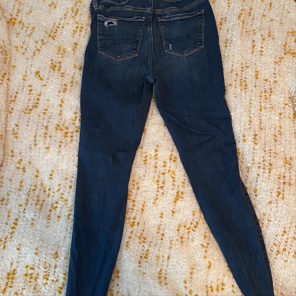 American Eagle Ripped Skinny Jeans - Picture 3 of 3